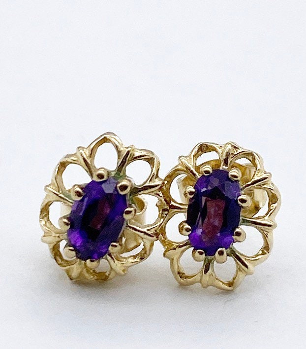 Vintage 9ct gold amethyst stud earrings