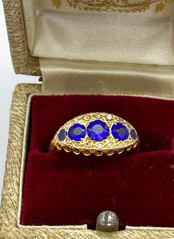 Antique 18ct gold sapphire doublet and diamond ring size O1/2 ( US 7.5)