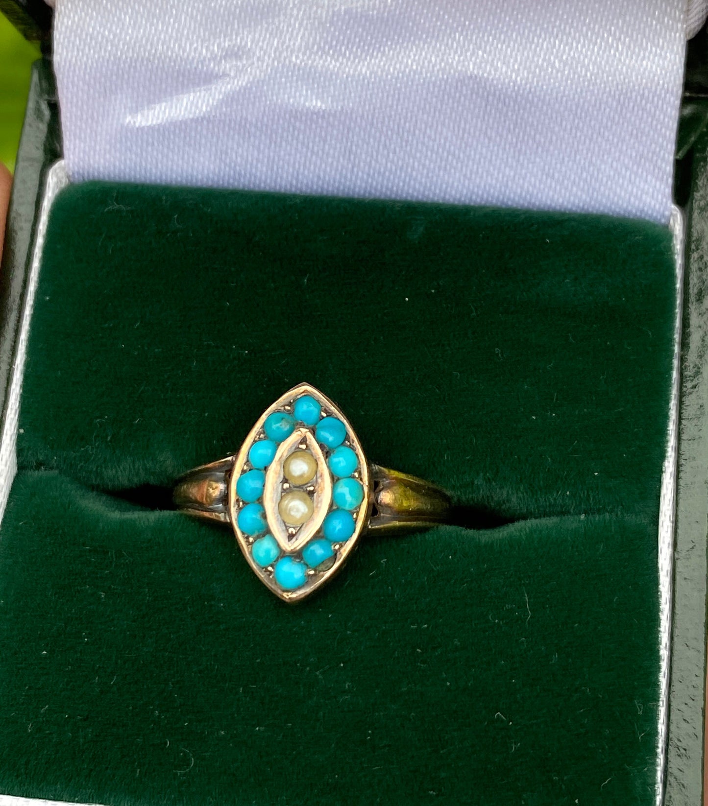 Antique 9ct gold turquoise and seed pearls ring size I 1/2 4.5