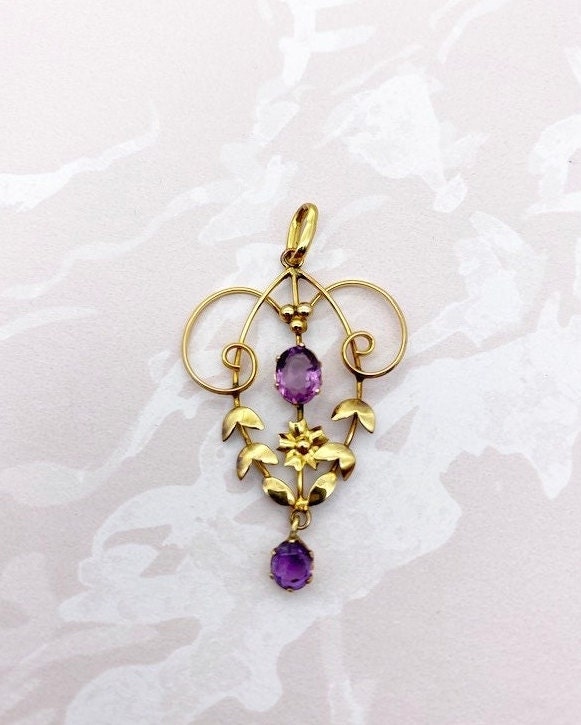 Antique pendant 9ct gold amethyst lavalier pendant