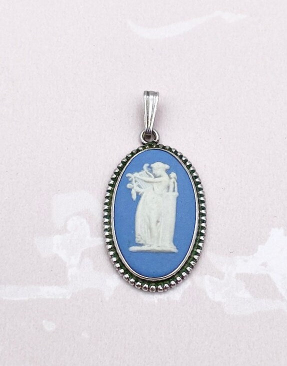 Vintage Wedgwood Jasperware oval blue cameo pendant sterling silver