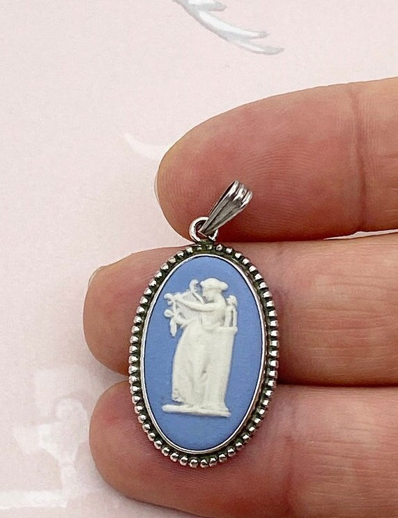 Vintage Wedgwood Jasperware oval blue cameo pendant sterling silver