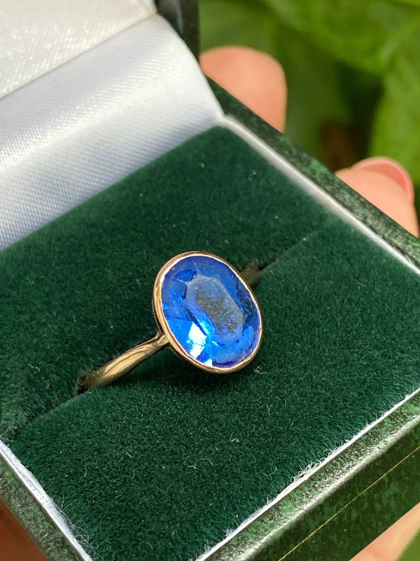 Antique 9ct gold ring blue paste oval size P 1/2 8