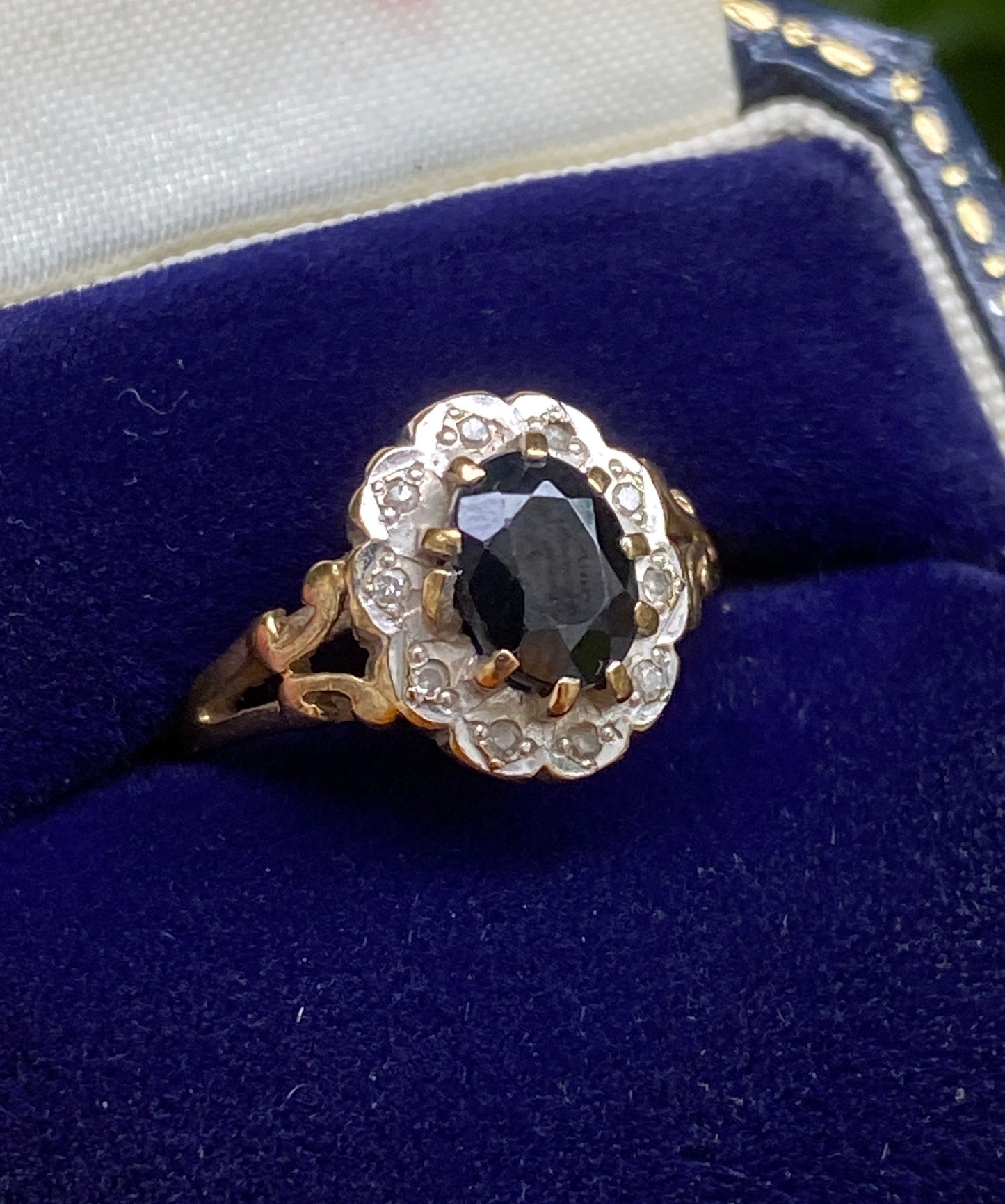 Art Deco 9ct gold sapphire and diamond ring size M 6.25