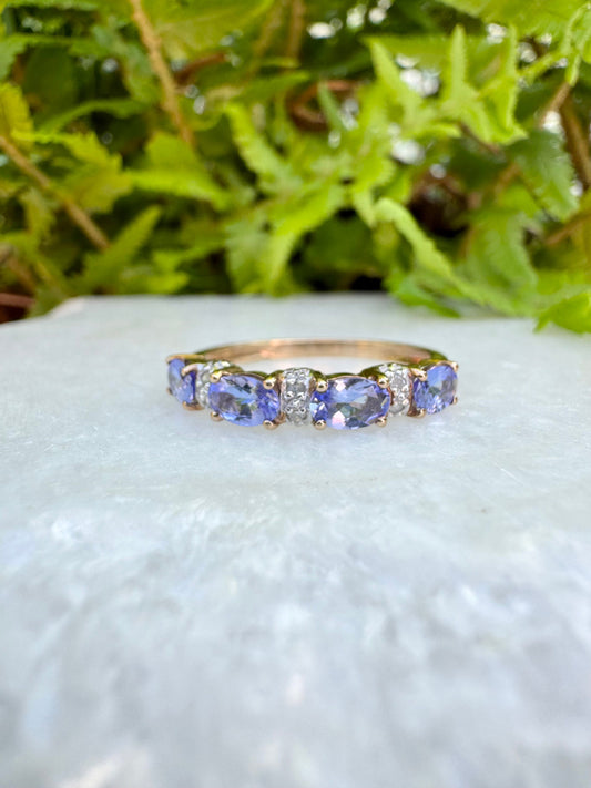 9ct gold tanzanite and diamond half eternity ring size P 7.75